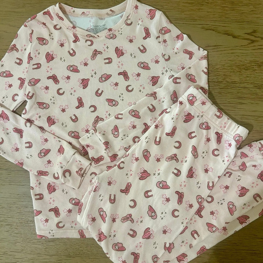Girls Cuddl Duds Light Pink Cowgirl Western Print Pajama Set Size 12 Super Soft!